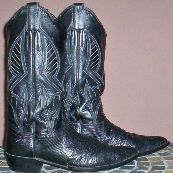 Black Custom Handmade, Pre-Ban Horned Back Lizard Boots in a Size (9 D) - Picture 1 of 8